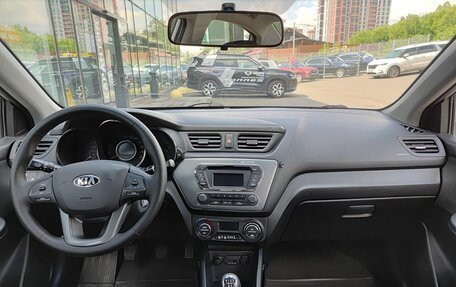 KIA Rio III рестайлинг, 2014 год, 949 800 рублей, 17 фотография