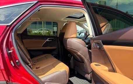 Lexus RX IV рестайлинг, 2019 год, 4 570 000 рублей, 6 фотография