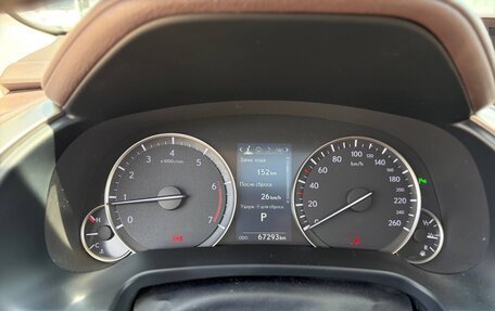 Lexus RX IV рестайлинг, 2019 год, 4 570 000 рублей, 10 фотография
