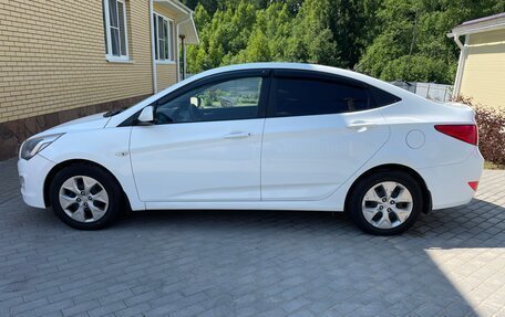Hyundai Solaris II рестайлинг, 2016 год, 800 000 рублей, 3 фотография