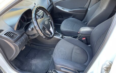 Hyundai Solaris II рестайлинг, 2016 год, 800 000 рублей, 6 фотография