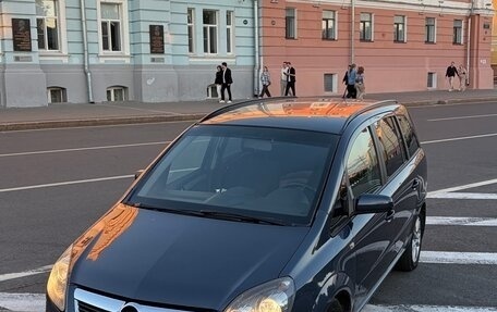 Opel Zafira B, 2007 год, 435 000 рублей, 1 фотография