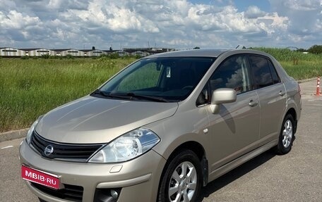 Nissan Tiida, 2013 год, 800 000 рублей, 1 фотография