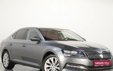 Skoda Superb III рестайлинг, 2022 год, 3 529 000 рублей, 1 фотография