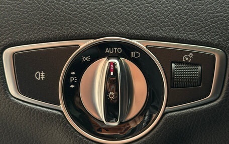 Mercedes-Benz CLS, 2018 год, 5 850 000 рублей, 15 фотография