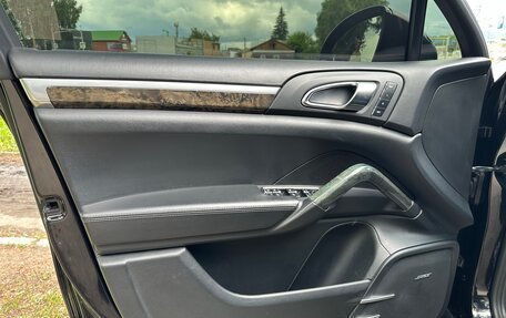 Porsche Cayenne III, 2011 год, 2 250 000 рублей, 12 фотография