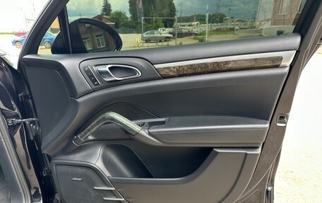 Porsche Cayenne III, 2011 год, 2 250 000 рублей, 13 фотография
