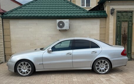 Mercedes-Benz E-Класс, 2008 год, 850 000 рублей, 3 фотография