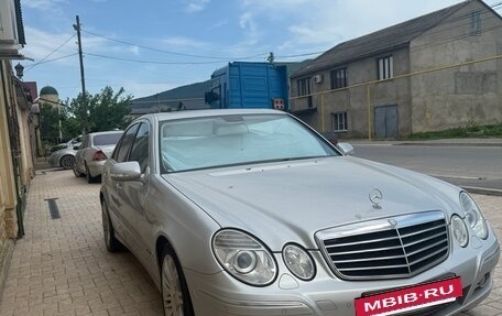 Mercedes-Benz E-Класс, 2008 год, 850 000 рублей, 2 фотография