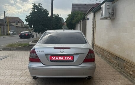 Mercedes-Benz E-Класс, 2008 год, 850 000 рублей, 4 фотография