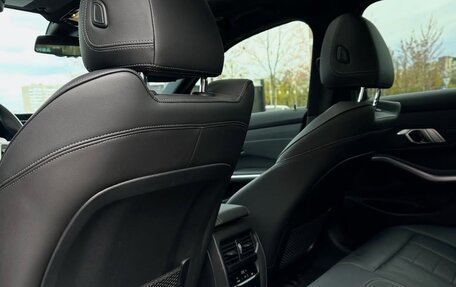 BMW 3 серия, 2023 год, 3 390 000 рублей, 12 фотография