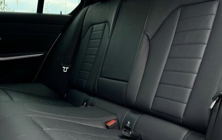 BMW 3 серия, 2023 год, 3 390 000 рублей, 13 фотография