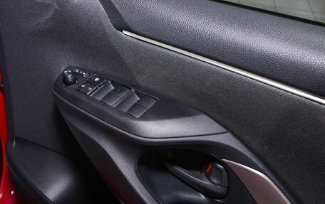 Toyota Yaris, 2020 год, 1 699 000 рублей, 10 фотография