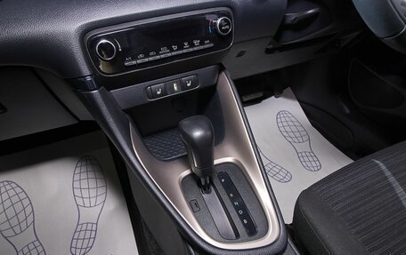 Toyota Yaris, 2020 год, 1 699 000 рублей, 14 фотография