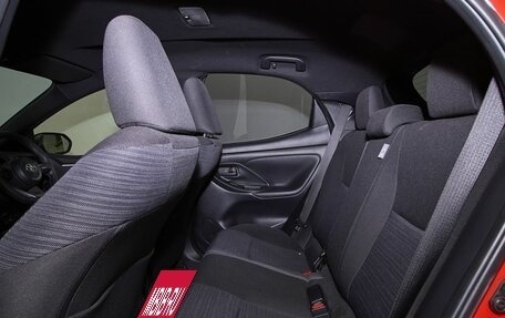Toyota Yaris, 2020 год, 1 699 000 рублей, 16 фотография