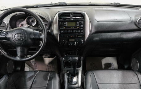 Toyota RAV4, 2005 год, 1 049 000 рублей, 14 фотография