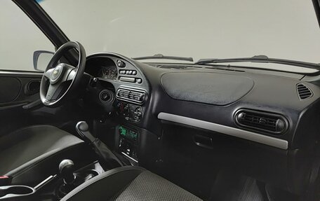 Chevrolet Niva I рестайлинг, 2016 год, 695 000 рублей, 13 фотография