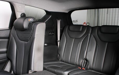 Hyundai Santa Fe IV, 2019 год, 2 700 000 рублей, 10 фотография