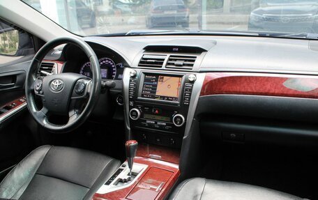 Toyota Camry, 2012 год, 1 350 000 рублей, 9 фотография