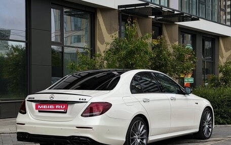 Mercedes-Benz E-Класс AMG, 2016 год, 4 150 000 рублей, 5 фотография