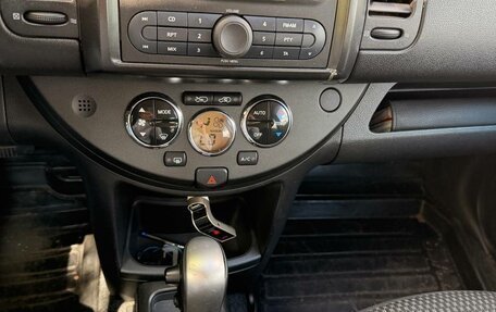 Nissan Note II рестайлинг, 2006 год, 650 000 рублей, 3 фотография