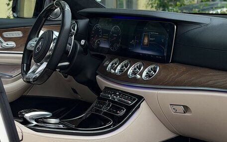Mercedes-Benz E-Класс AMG, 2016 год, 4 150 000 рублей, 30 фотография