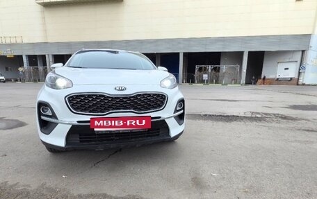 KIA Sportage IV рестайлинг, 2020 год, 2 419 000 рублей, 2 фотография