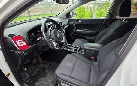 KIA Sportage IV рестайлинг, 2020 год, 2 419 000 рублей, 6 фотография