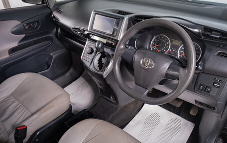 Toyota Wish II, 2010 год, 999 000 рублей, 9 фотография