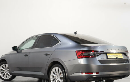 Skoda Superb III рестайлинг, 2022 год, 3 529 000 рублей, 5 фотография