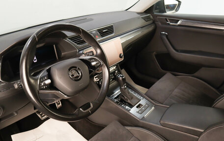 Skoda Superb III рестайлинг, 2022 год, 3 529 000 рублей, 8 фотография