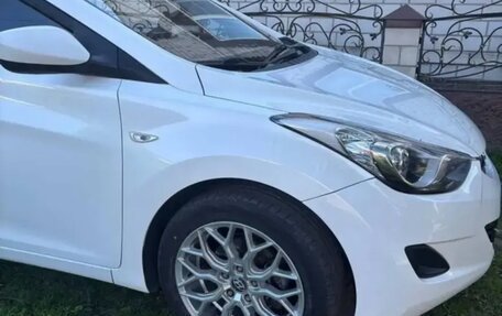 Hyundai Elantra V, 2013 год, 870 000 рублей, 4 фотография