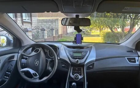 Hyundai Elantra V, 2013 год, 870 000 рублей, 11 фотография