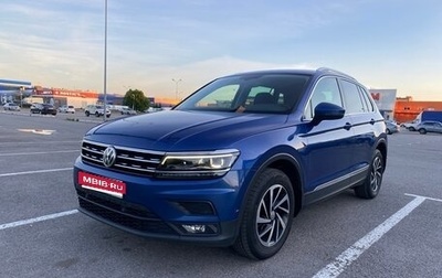 Volkswagen Tiguan II, 2018 год, 1 890 000 рублей, 1 фотография