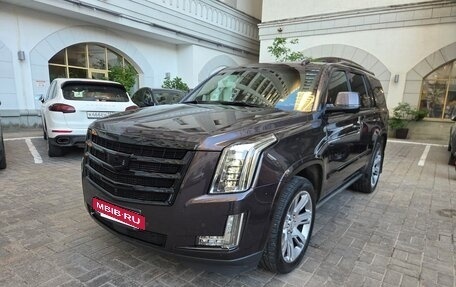 Cadillac Escalade IV, 2016 год, 3 600 000 рублей, 1 фотография