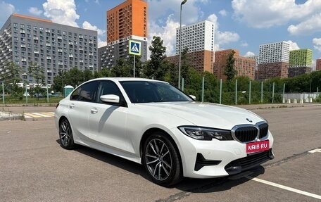 BMW 3 серия, 2021 год, 4 000 000 рублей, 1 фотография