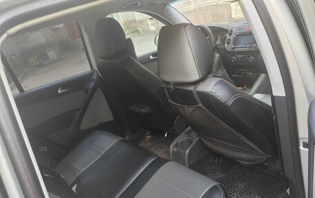 Volkswagen Tiguan I, 2010 год, 1 100 000 рублей, 2 фотография