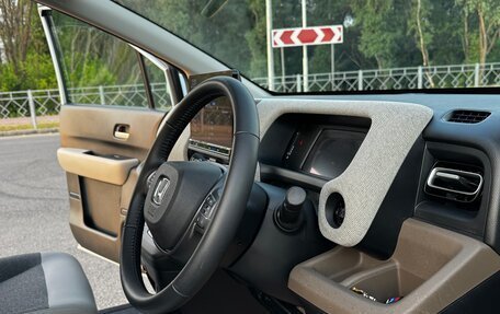 Honda Freed, 2024 год, 2 550 000 рублей, 19 фотография