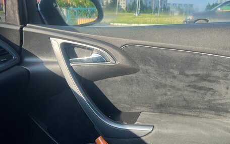 Opel Astra J, 2012 год, 600 000 рублей, 11 фотография
