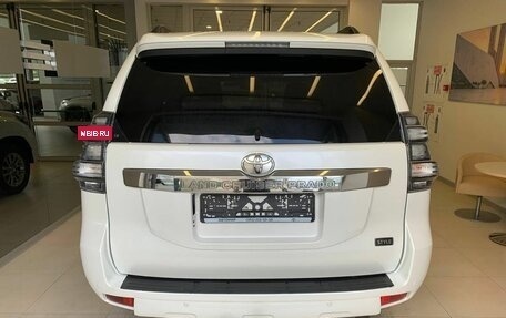 Toyota Land Cruiser Prado 150 рестайлинг 2, 2016 год, 3 801 018 рублей, 5 фотография
