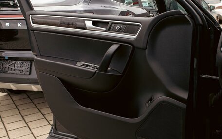 Volkswagen Touareg III, 2014 год, 2 025 000 рублей, 12 фотография