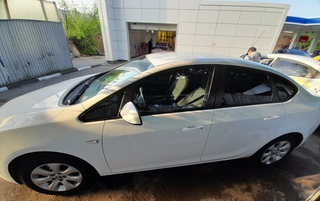 Opel Astra J, 2014 год, 500 000 рублей, 5 фотография