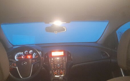 Opel Astra J, 2014 год, 500 000 рублей, 24 фотография