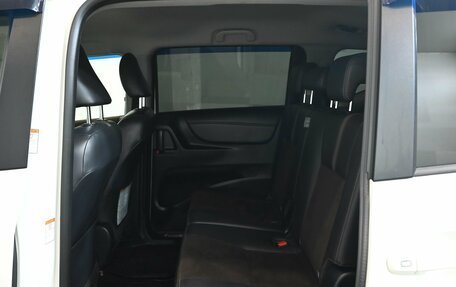Toyota Sienta II, 2018 год, 1 550 000 рублей, 11 фотография