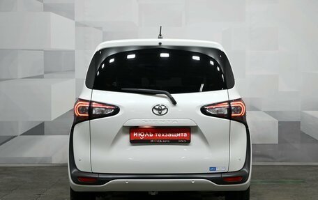 Toyota Sienta II, 2018 год, 1 550 000 рублей, 5 фотография