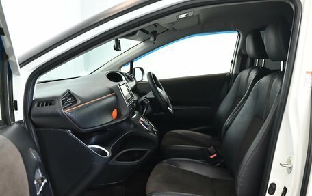 Toyota Sienta II, 2018 год, 1 550 000 рублей, 10 фотография