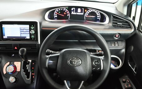 Toyota Sienta II, 2018 год, 1 550 000 рублей, 13 фотография