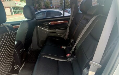 Toyota Land Cruiser Prado 120 рестайлинг, 2008 год, 1 750 000 рублей, 17 фотография