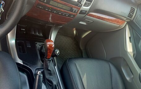 Toyota Land Cruiser Prado 120 рестайлинг, 2008 год, 1 750 000 рублей, 25 фотография