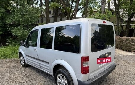 Ford Tourneo Connect I, 2003 год, 400 000 рублей, 8 фотография